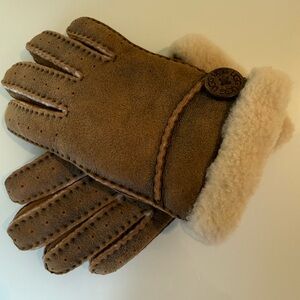 UGG Tan Shearling Gloves